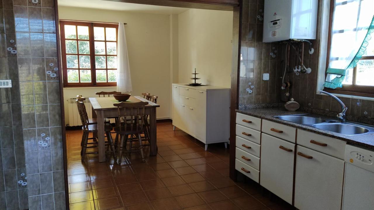 הוילה Fene Casa Con Jardin En La Playa De Almieiras מראה חיצוני תמונה