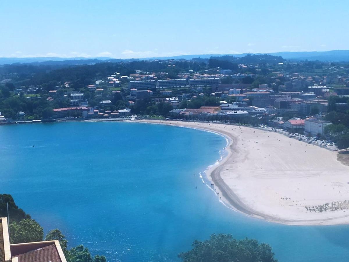 הוילה Fene Casa Con Jardin En La Playa De Almieiras מראה חיצוני תמונה